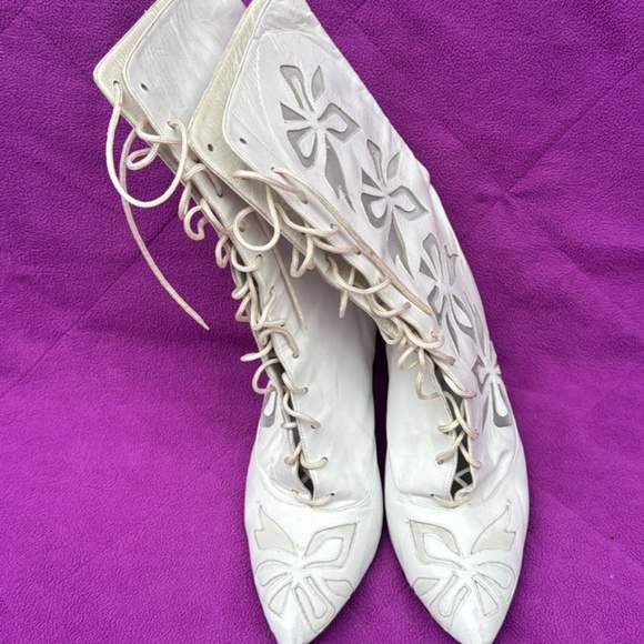 Vintage wedding boots - Picture 2 of 7